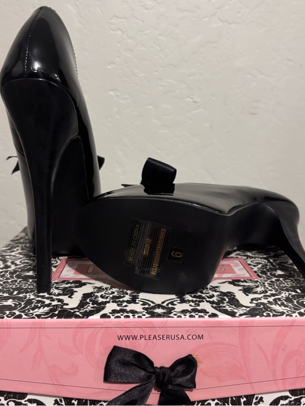 Bordello Black Patent Heart-Cut heels with Ribbon Tie - Picture 6 of 8